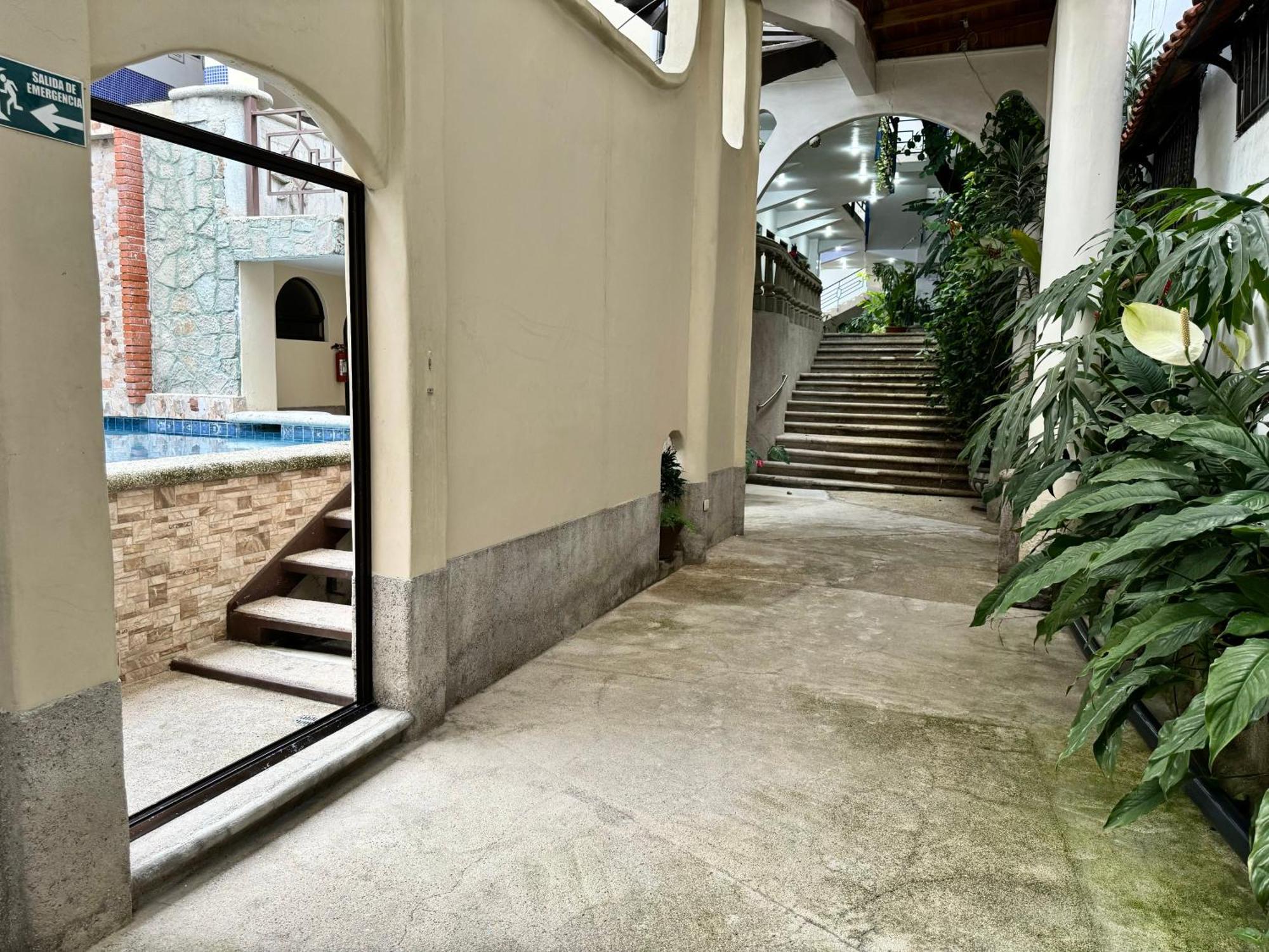 Hotel Cacts San José