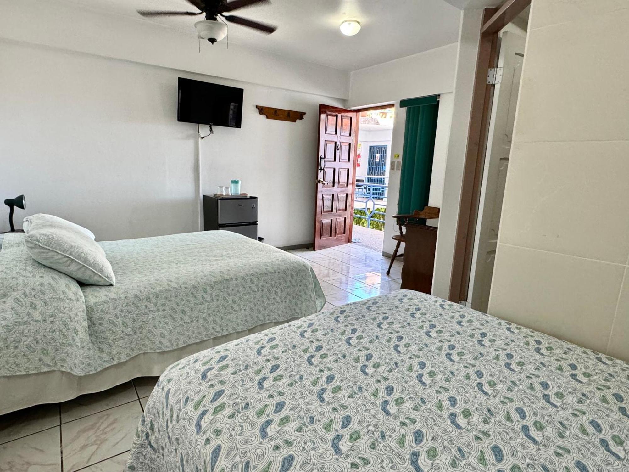 Cacts Hotel 2*