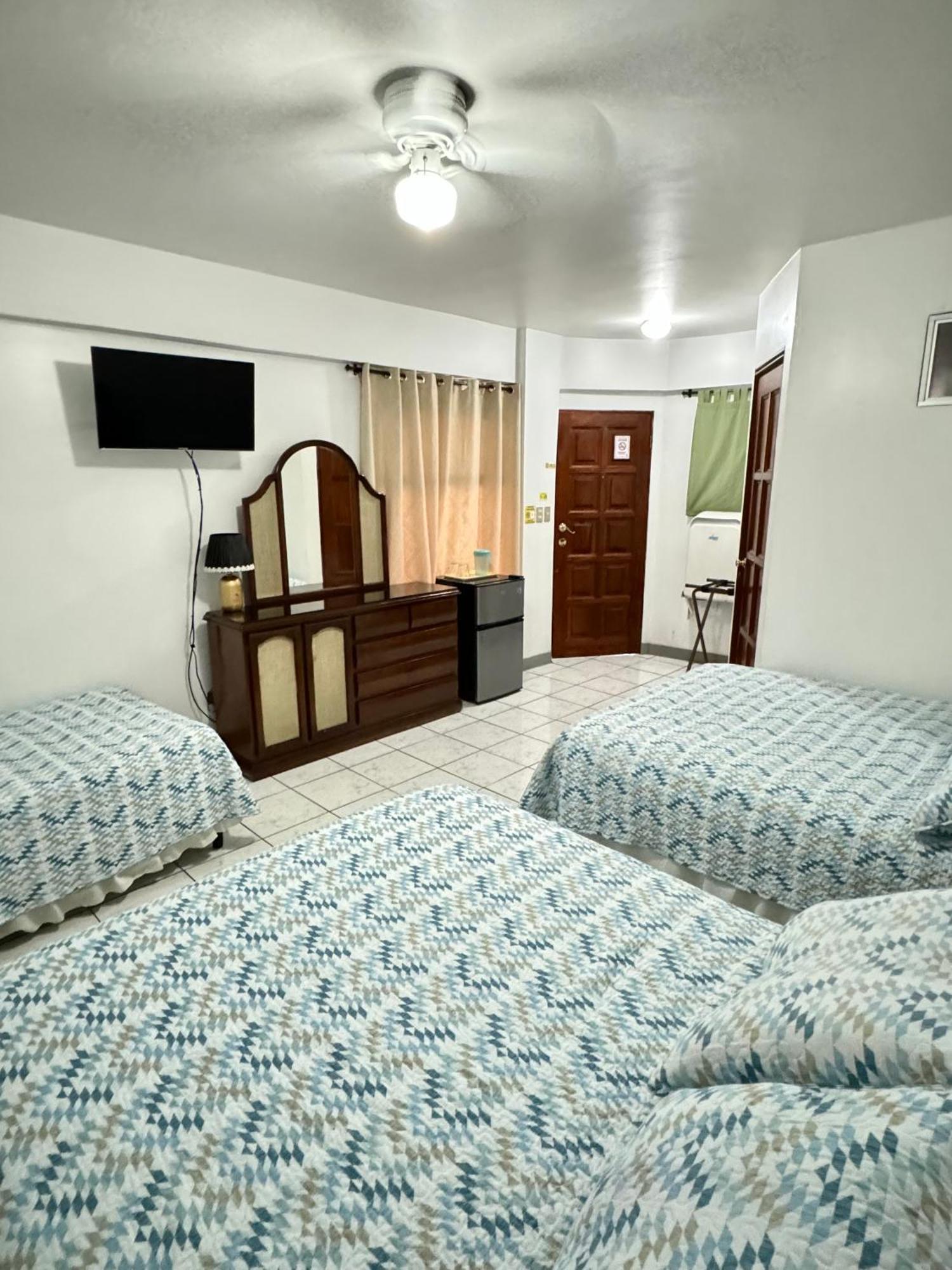 Hotel Cacts 2*