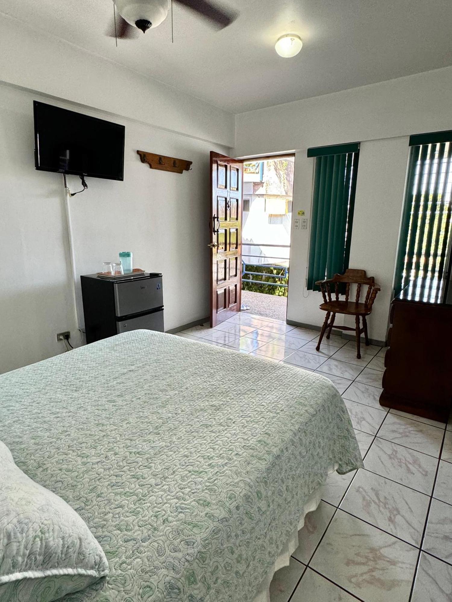 Hotel Cacts 2*
