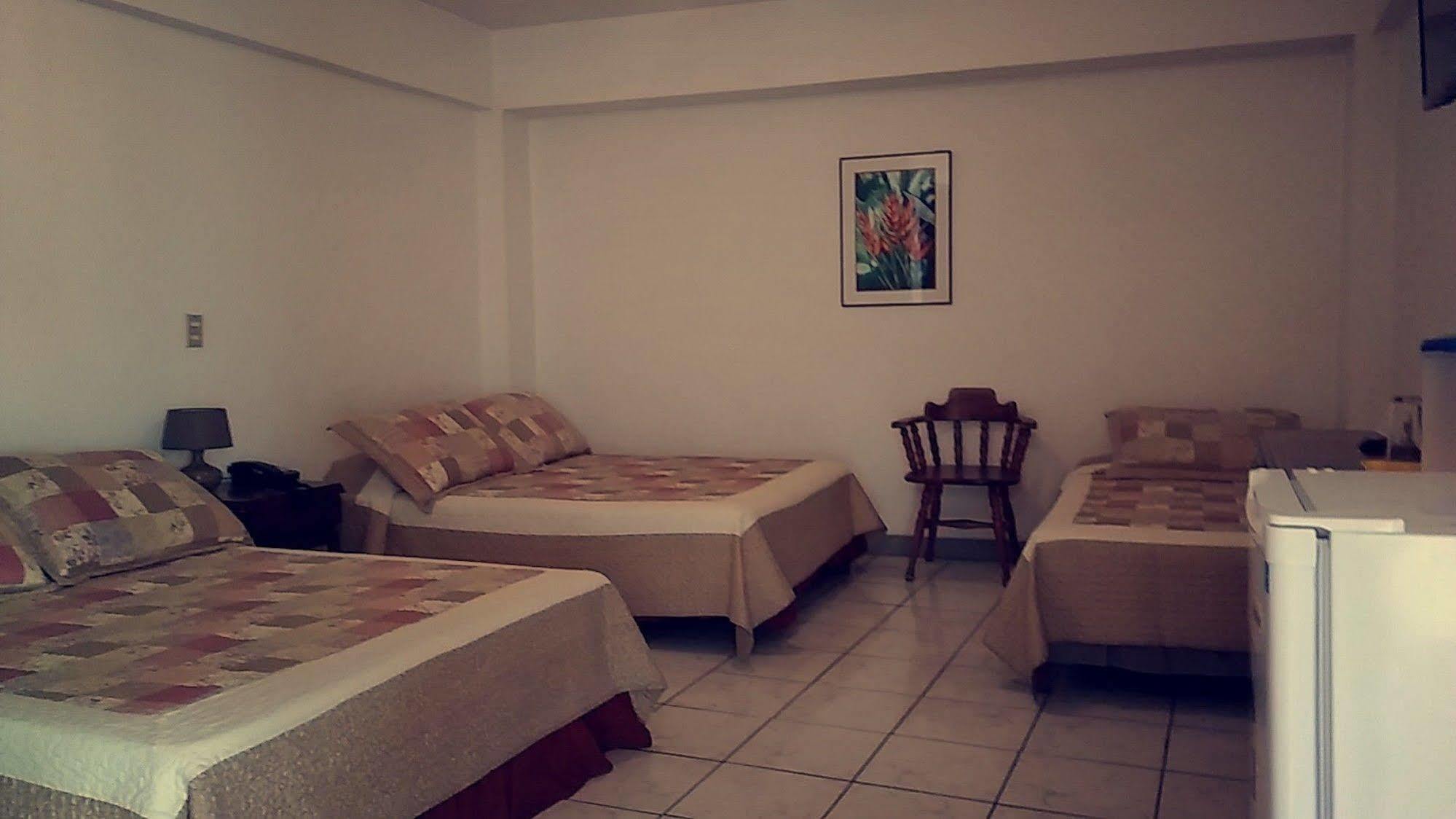 Cacts Hotel 2*